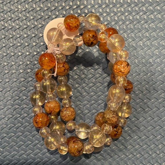 ✨ Handmade Stretch Necklace & Bracelets ✨ - Picture 3 of 3